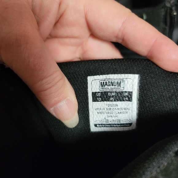 Magnum Viper Zip Boots. Size 12.  (806) - Picture 3 of 9
